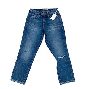 Universal Thread. Straight cut jeans.